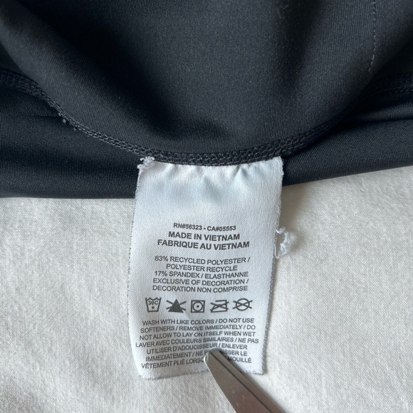 Nike Black High-Waisted Leggings - Picture 6 of 7